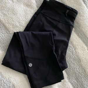 Lululemon Pace Rival Mid-Rise crop 22